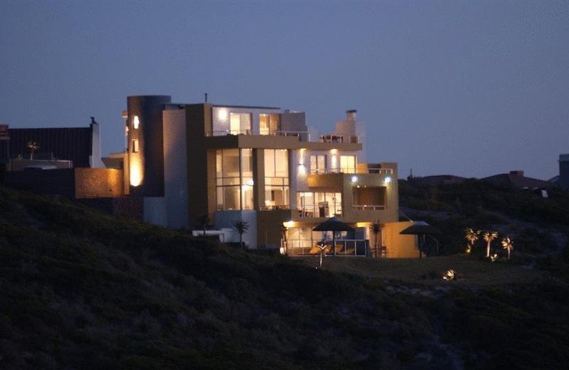 Crayfish Lodge Sea & Country Guest House Gansbaai Kültér fotó