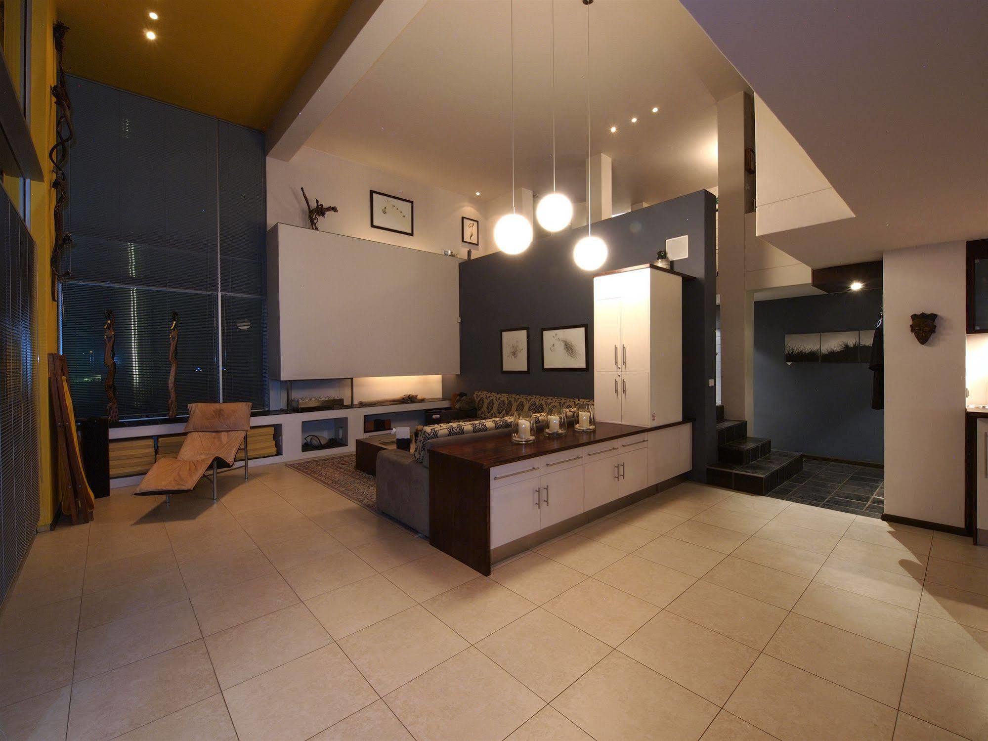 Crayfish Lodge Sea & Country Guest House Gansbaai Kültér fotó
